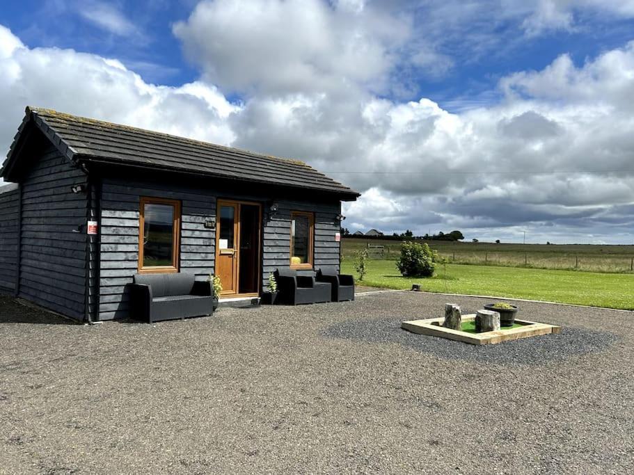 The Potter'S Rest, A Cosy Wee Cabin In The Highlands Watten Екстериор снимка